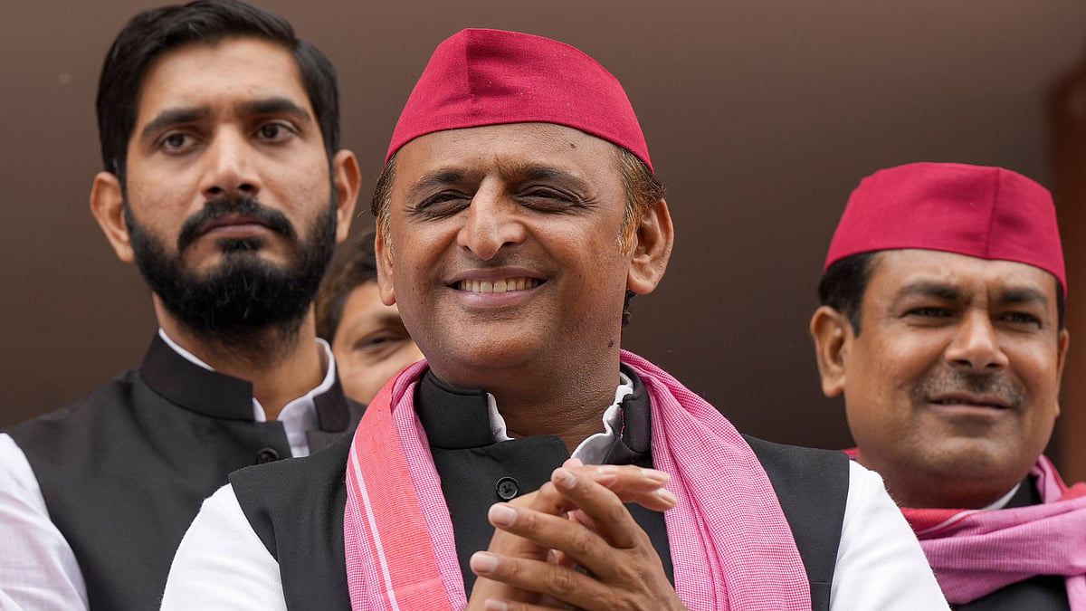SP dissolves its Gorakhpur units after party members clash during presser - PTI